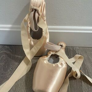 Bloch Balance European Pointe Shoes